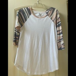 EUC Z supply camo shirt